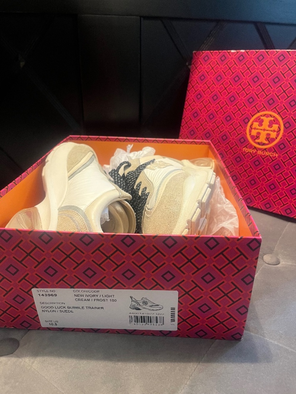 TORY BURCH WOMEN’s SNEAKER SIZE 10.5